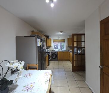 Swinfield Close, TW13, Feltham - Photo 6