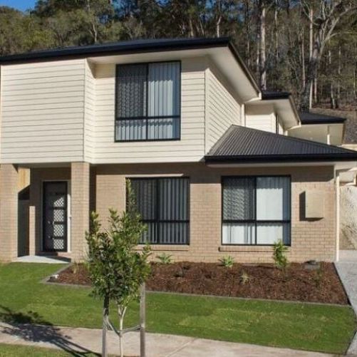 Modern and Spacious Family Home - Photo 1