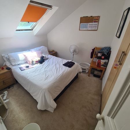 1 Bed - 58 Shaftesbury Avenue, Leeds - LS8 1DT - Student - Photo 4