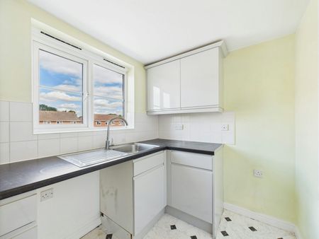 Flat to rent on - Photo 5