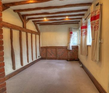 4 BED House To rent - Photo 2