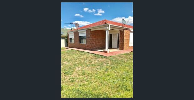 Perfect Family Home! - Photo 1