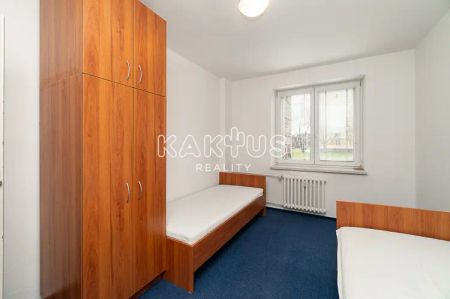 Pronájem bytu 2+1 (50 m - Photo 2