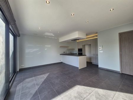 Rijkelijk uitgerust appartement met 2 slaapkamers en terras - Foto 2