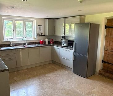 3 bedroom detached house to rent - Photo 6