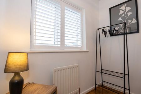 2 bedroom semi-detached house to rent - Photo 2