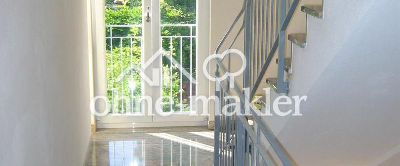 Galerie-Wohnung: 3,5 Zimmer, hell und ruhig im Zentrum Karlsfelds - Photo 1