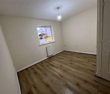 Jeremiah Road, Wolverhampton, West Midlands, WV10 - Photo 1