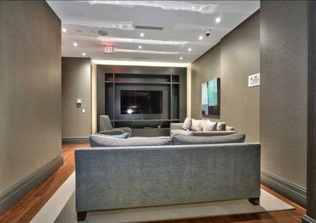 For Lease - 55 Speers Road Unit# 604, Oakville, Ontario - Photo 4