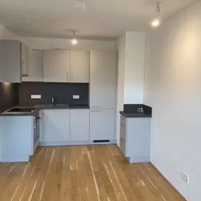 Wohlfühloase - klein aber oho! 2 Zimmer, Balkon, Innengarten, ideal für ein bis zwei Personen, - Foto 1