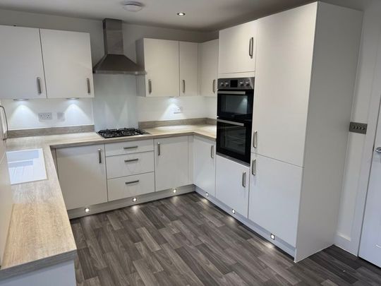 York Road Priorslee, Telford - Photo 1