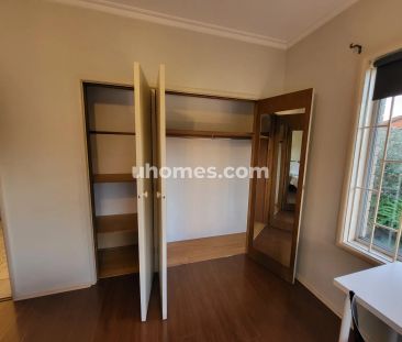 Room 1 #190 - Photo 2