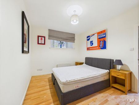 1 bedroom flat to rent - Photo 2