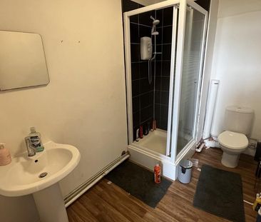 2 bedroom house share to rent - Photo 5