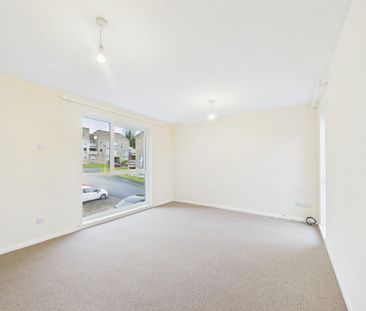 2 bedroom Flat To Let - Photo 1