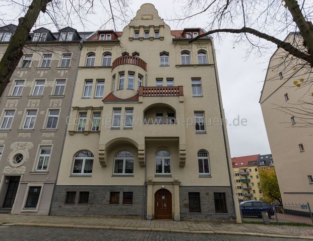 Charmante 3-Zimmer-Maisonettewohnung mit 2 Balkonen in Plauen - frei ab 01.05.2025 - Foto 1