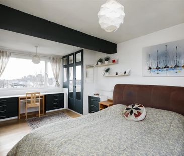 4 bedroom terraced house to rent - Photo 3