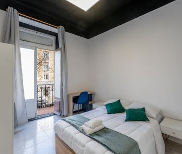 Calle de Sagasta, Madrid, Community of Madrid 28004 - Photo 2