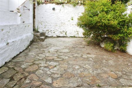 1 bedroom property to rent - Photo 4