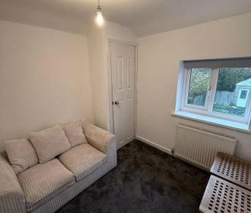 3 bedroom end of terrace house to rent - Photo 1