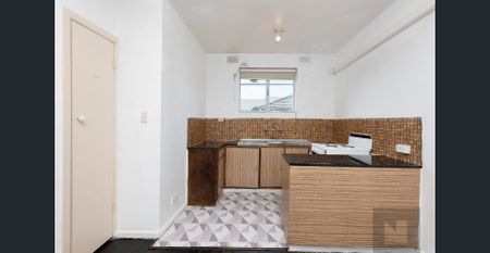 One Bedroom Unit - Photo 3