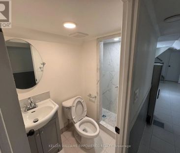 1001 KIPLING AVENUE - Photo 4