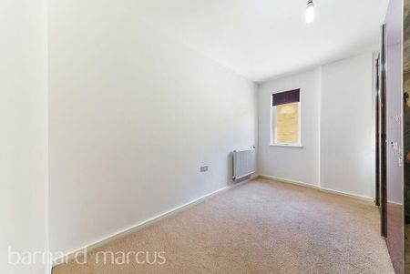 Grahame Park Way, London - Photo 4