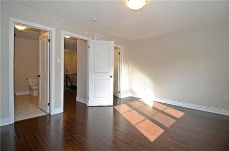 For Lease - 1331 MAJOR MACKENZIE Drive Unit# 3, Vaughan, Ontario - Photo 2