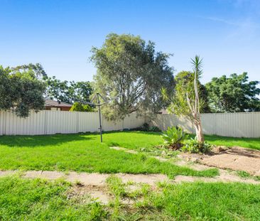 Neat and tidy 3-bedroom home - Photo 6