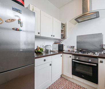 2 bedroom maisonette to rent - Photo 3