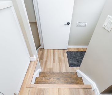 For Lease - 1370 Roylen Road, Oakville, Ontario - Photo 4