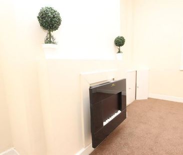 2 bedroom House To Let - Photo 1