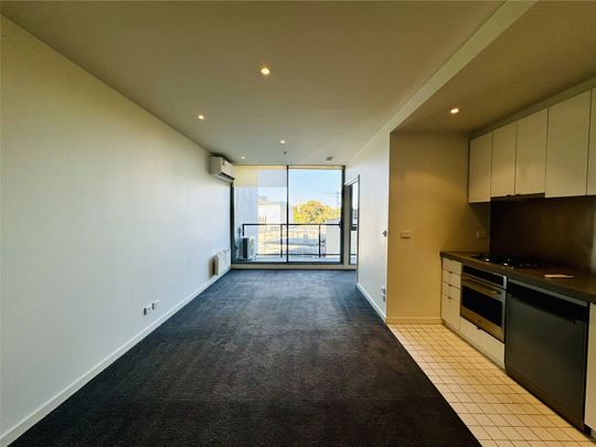 1007/8 Dorcas Street - Photo 1