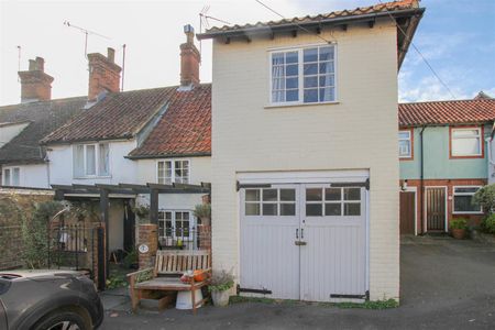 Church Street, Saffron Walden - Photo 2