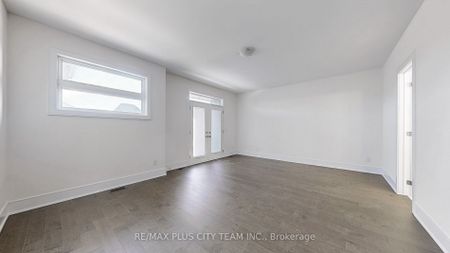 For Lease - 8 Saxby Farm Avenue, King, Ontario - Photo 2