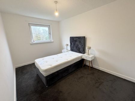 3 bedroom ground floor maisonette to rent - Photo 4