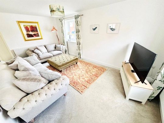 3 bedroom detached house to rent - Photo 1