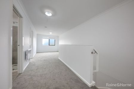 Brand New Large Modern Townhouse! - Photo 4