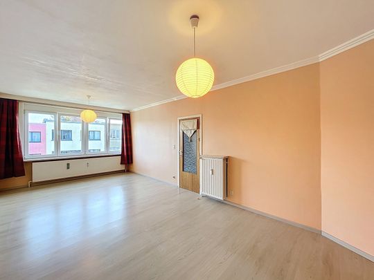 Vernieuwd appartement met 2 slaapkamers - Foto 1