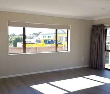 City Centre - 3 Bedrooms - Photo 1