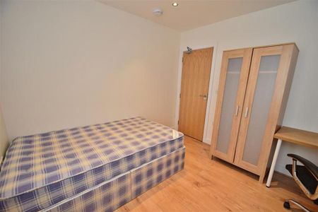 7 bedroom detached house to rent - Photo 5