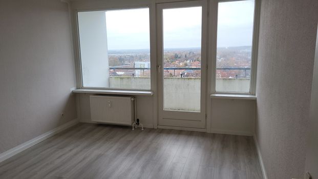 Wohnen im Zentrum der Stadt mit toller Aussicht - Photo 1