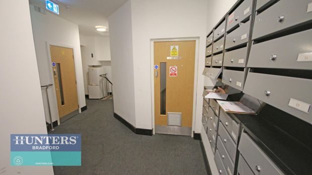 1 bedroom Flat To Let - Photo 1