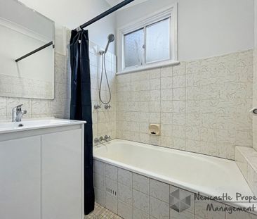 12 Cambridge Drive, Garden Suburb - Photo 5