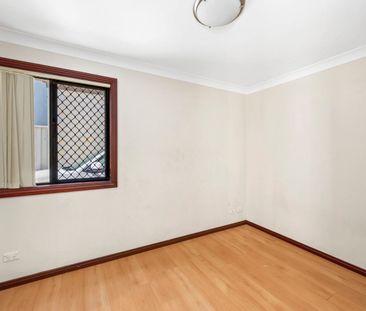 Ground Floor 3-Bedroom Unit - 200m to the Broadwater! - Photo 4