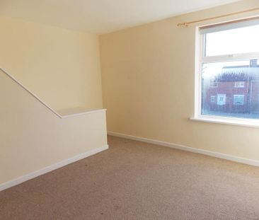 2 bed terraced to rent on Ilkeston, Green Lane, DE7 - Photo 1