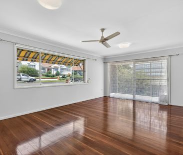 25 Turrana Street, Stafford Heights QLD, Belconnen - Photo 1