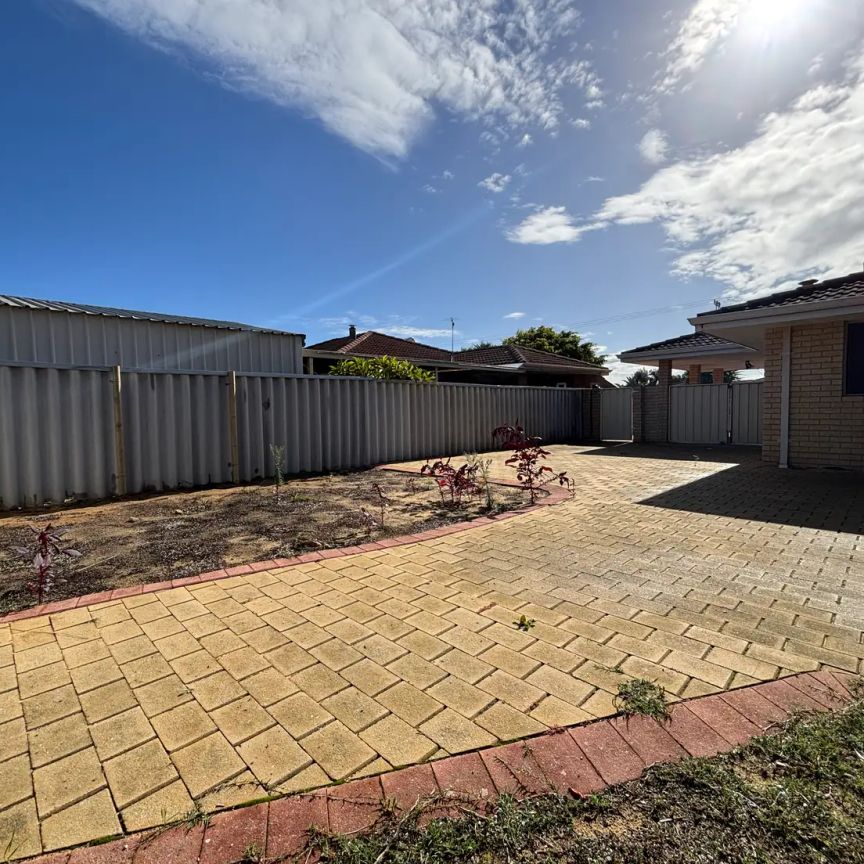 3 Palermo Court, Merriwa WA 6030 - Photo 1