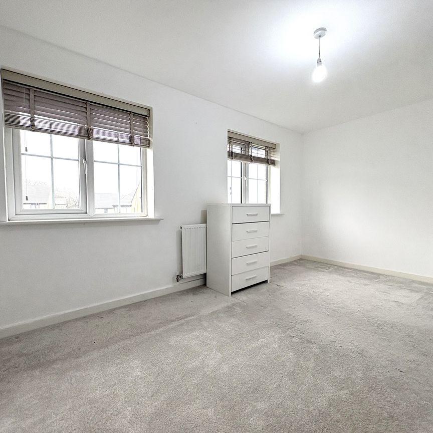 Beck Bridge Lane, Bradford, Allerton - Photo 1