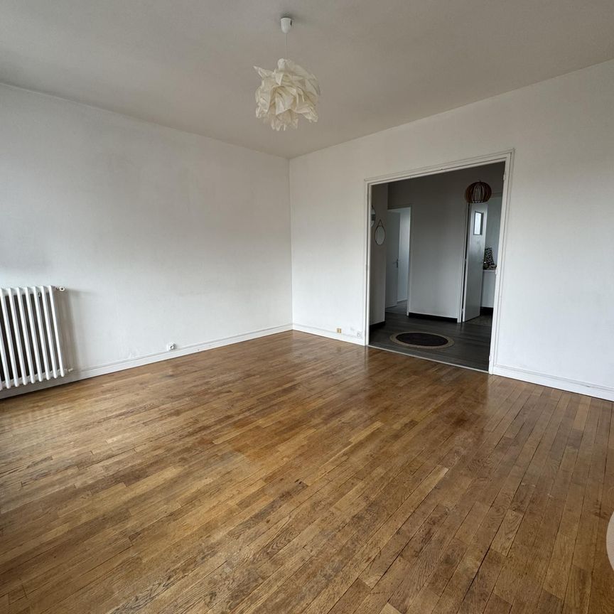 Location Appartement 3 pièces 68m² LA NEUVILLETTE 51100 - Photo 1